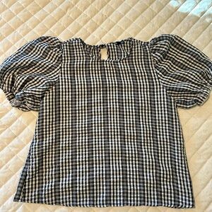 Elegant Checkered Puff Sleeve Blouse